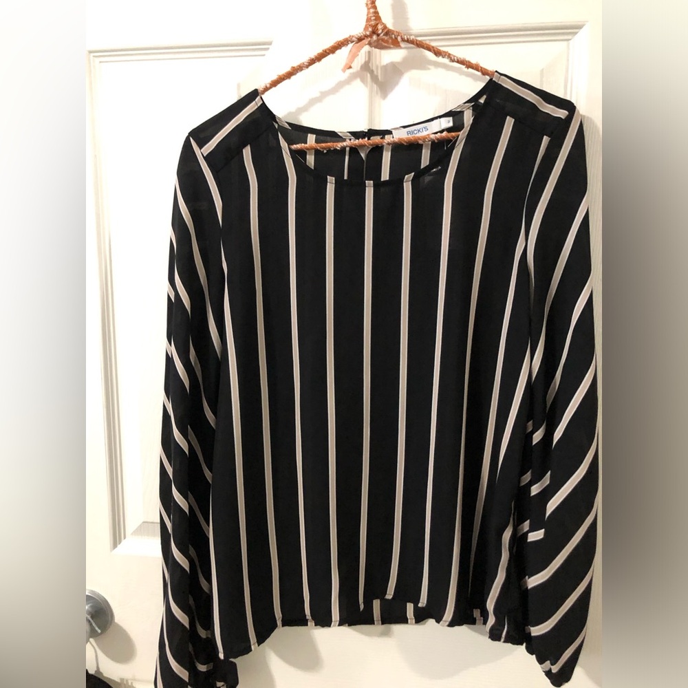 Ricki’s women’s blouse